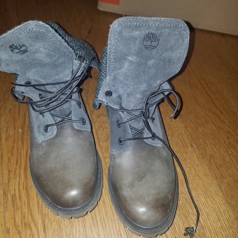 Timberland size 8 Harris Tweed Brown